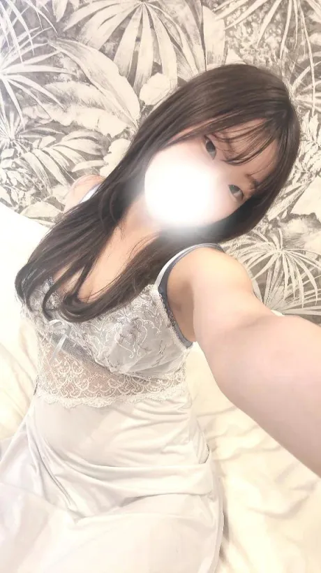 完𓂃⟡.·/つき