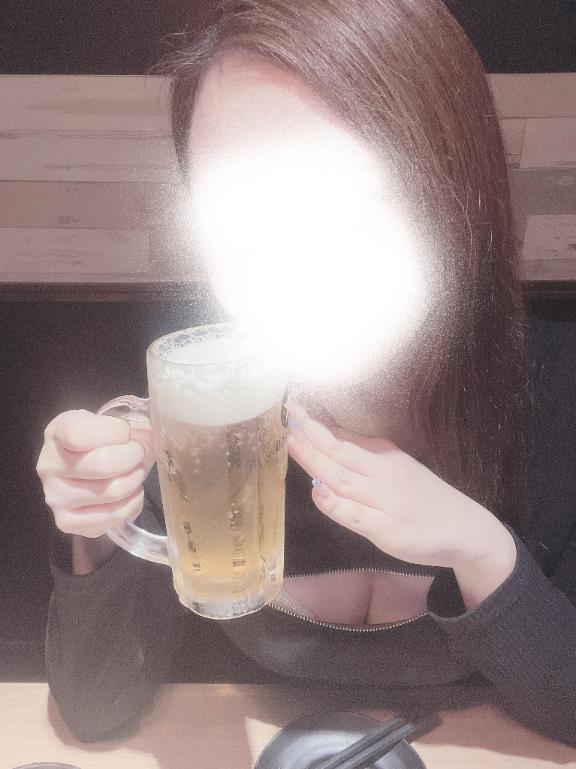 今日もお疲れナマです🩵/シオリ