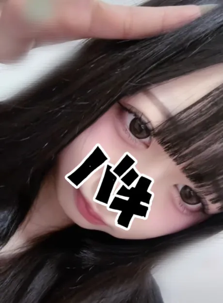 新人りりのティアラ