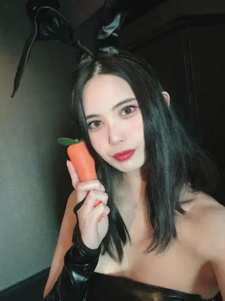 ベル(痴女)人妻生レンタルーNTRー