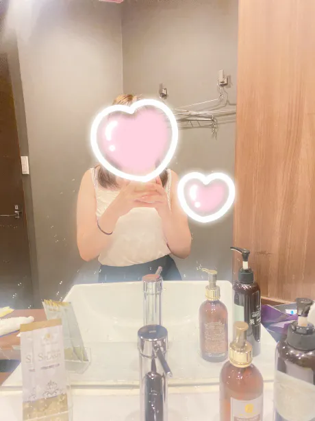 出勤しました＼(^^)／/小田　あかり