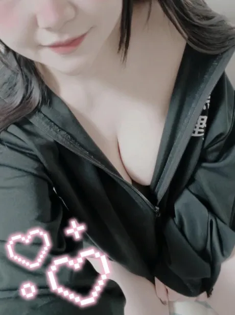 お久しぶりです🫶/しずく
