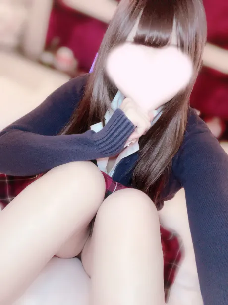 新人もえかティアラ