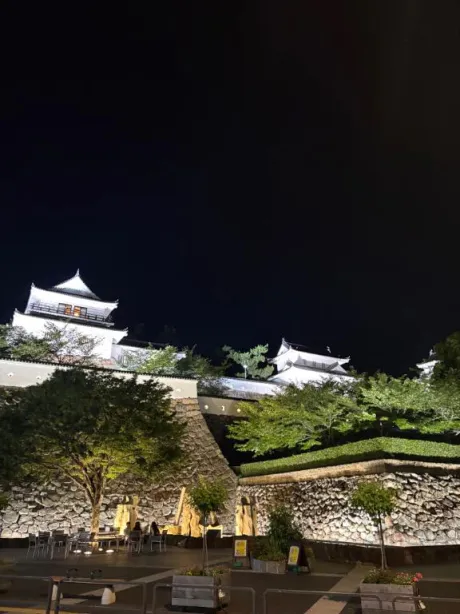 七瀬(ななせ)グランドオペラ福岡