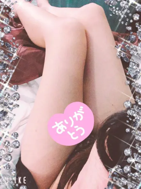 ゆら恋する人妻倶楽部