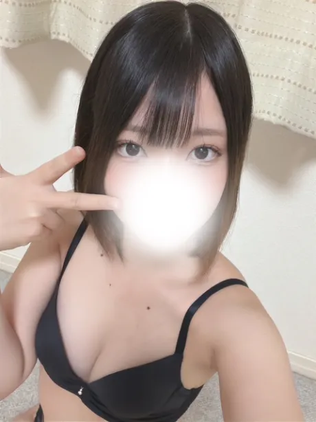 新人ましろティアラ