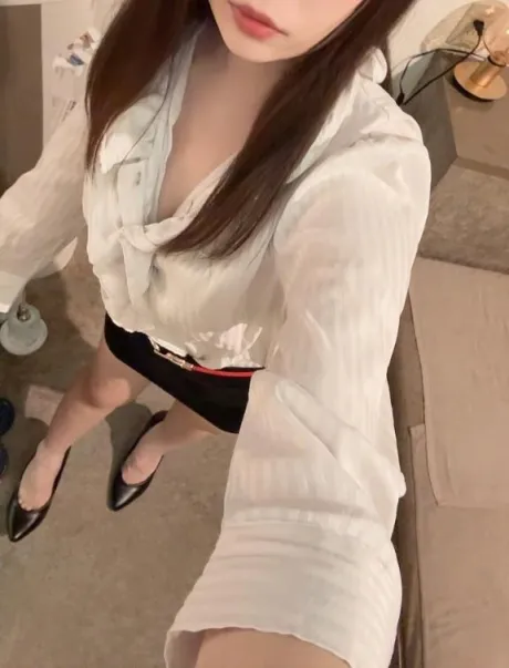 ☔️/さき【低身長・神乳・細身・美少女＝神】