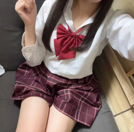 出勤日🤍🤍/ななみ