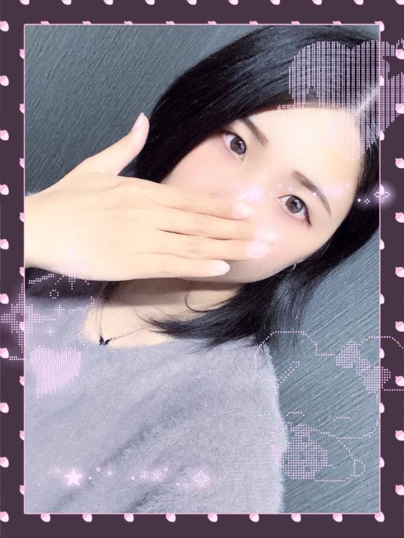 しおり素敵な女の子は好きですか?