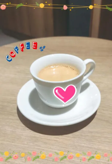 カフェ休憩中♪/ちかげ