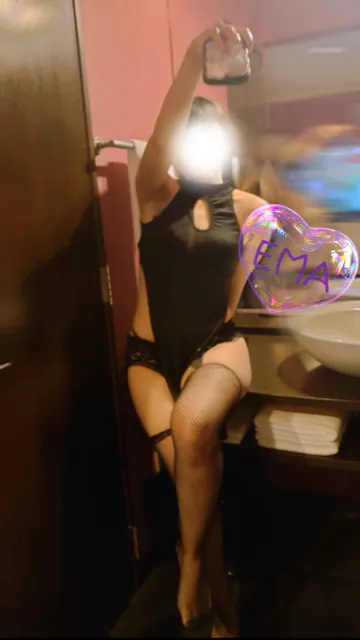 ありがと/人妻 えま AF