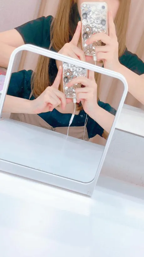 🈵/ココナ