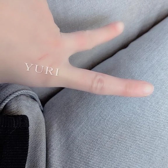 ゆりはチョキを出しました︎💕︎