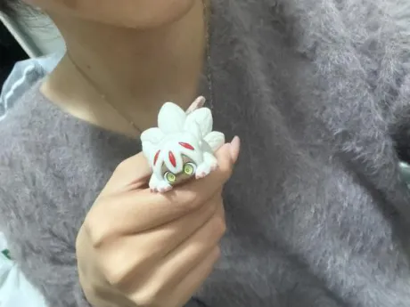 しおり素敵な女の子は好きですか?
