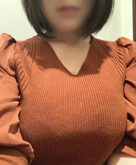 ヨル人妻生レンタルーNTRー