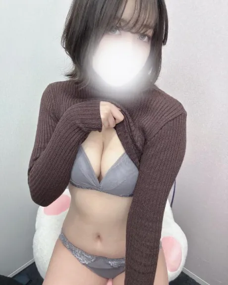 ゆうり素敵な女の子は好きですか?