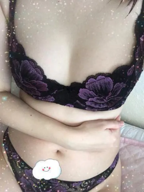 沙織Aroma Eross［外国人又は海外出身のキャストも在籍］