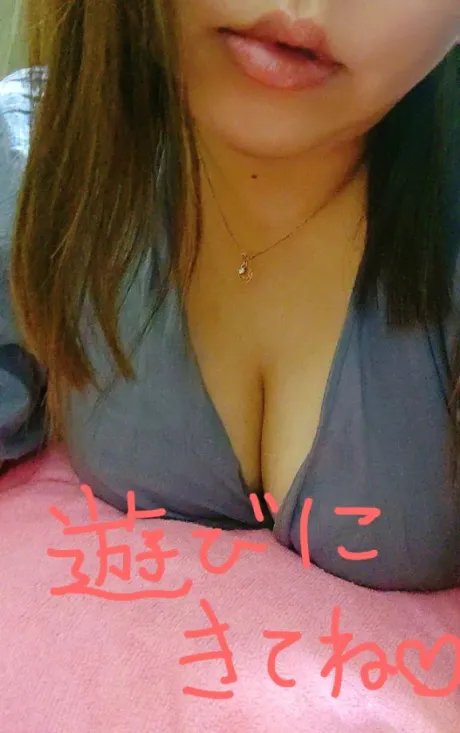 なつめ　爆乳調教師Ｊの圧力！おばさんの店　仙台FC