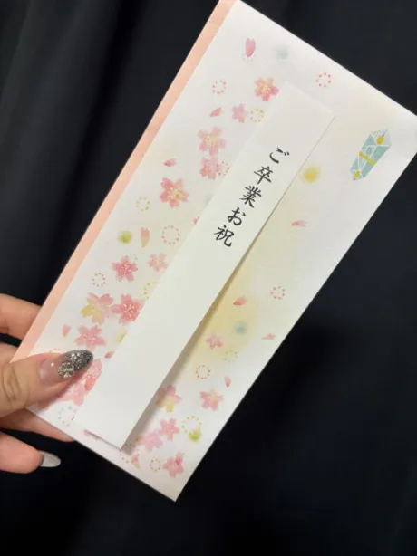 泣くかと…/らら