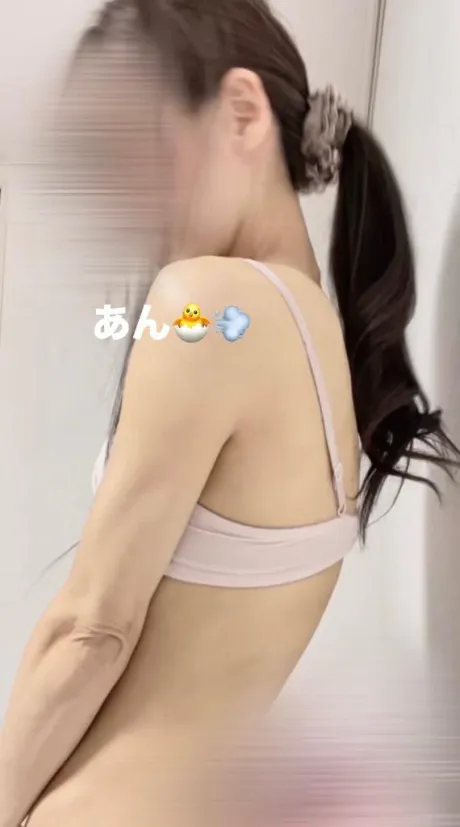 ポニーテールをほどく瞬間って…🤭/あん　奥様