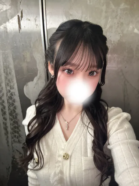 新人あさティアラ