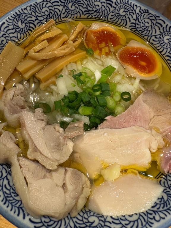 しおり素敵な女の子は好きですか?