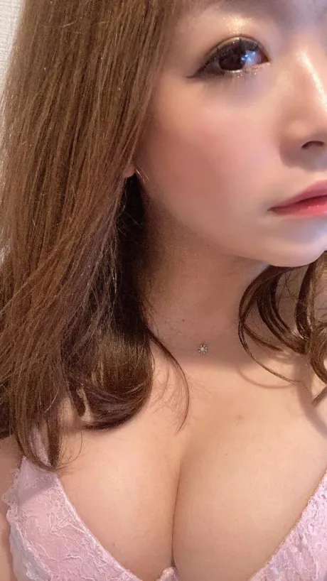 櫻井美咲（ニューハーフ）人妻生レンタルーNTRー