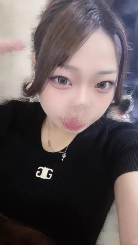 体験　みきのブログ 大人ぽく見える甘えん坊な女の子は好きですか？