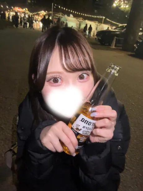 ひなこ☆圧倒的美少女！隣の人妻お口で愛して