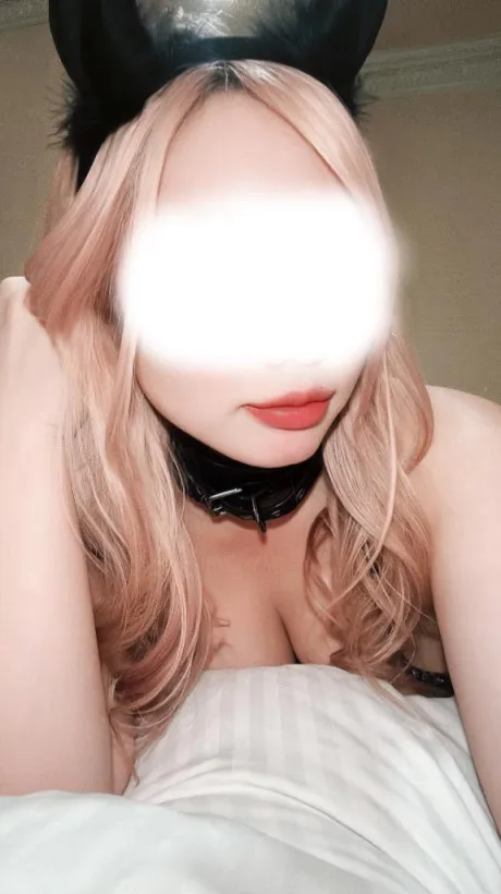 はる★魅惑のプルルン唇！隣の人妻お口で愛して