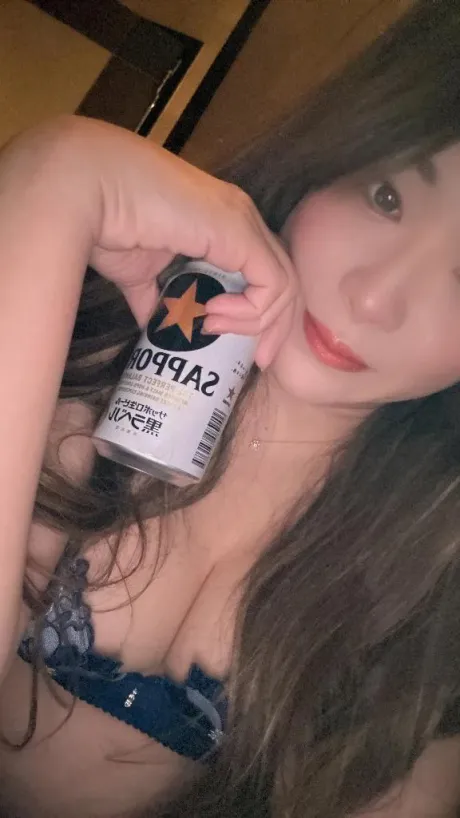 櫻井美咲（ニューハーフ）人妻生レンタルーNTRー