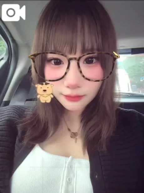 新人　あいら素敵な女の子は好きですか?