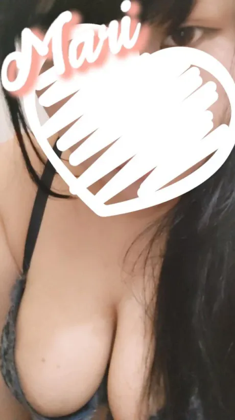 まり★溢れる豊満爆乳若妻隣の人妻お口で愛して