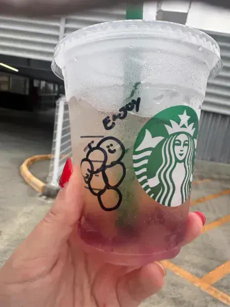 スタバの🍹/あず