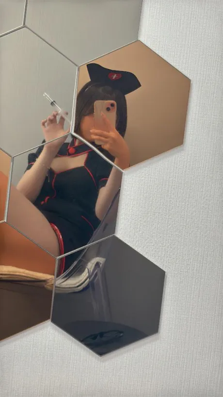 えれな素敵な女の子は好きですか?