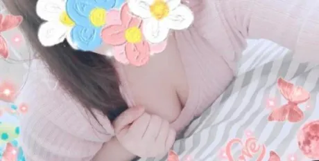 ᐕ)ฅチラッ✨