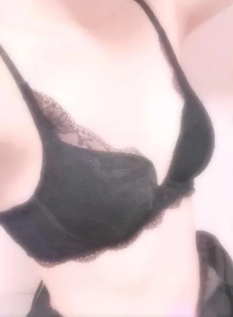 真乃-まの-人妻倶楽部　花椿盛岡店