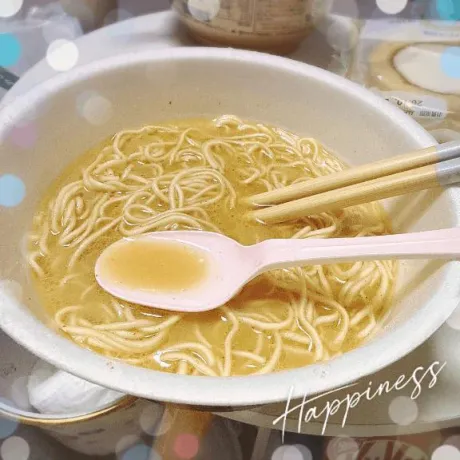 太る🍜/アキホ