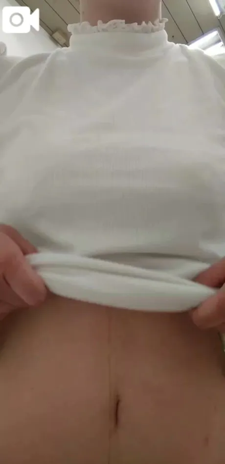 さつき恋する人妻倶楽部