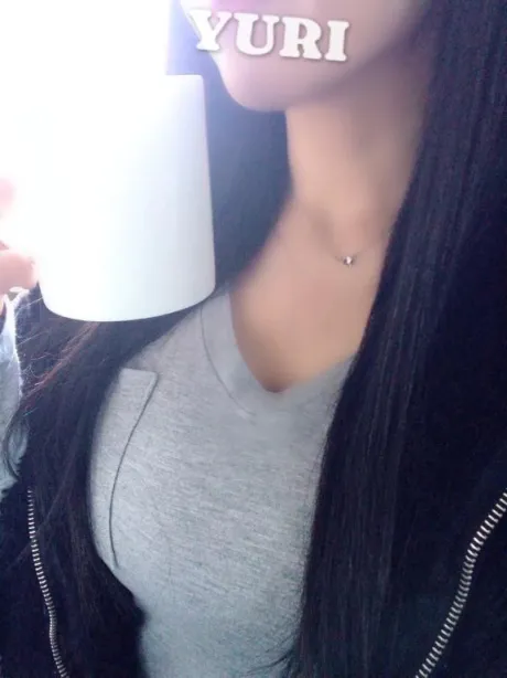 今日は曇りかな☁️？/由莉（ゆり）