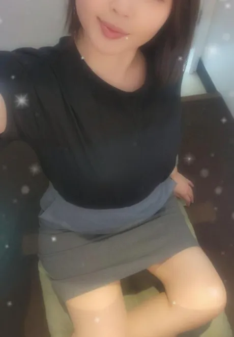 るり・過激すぎる生動画配信中奥様メモリアル