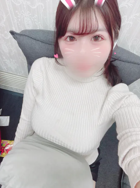 新人れあティアラ
