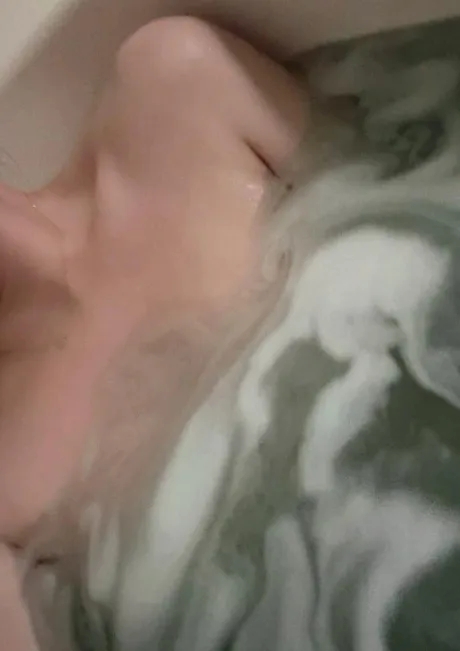 明日🍓/咲(えみ)