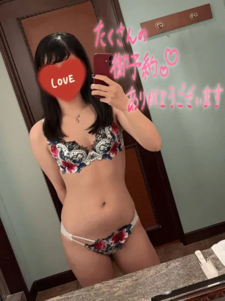 れいらTEKOKI GIRLS COLLECTION