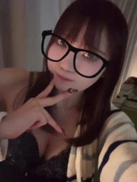 アオイ【青森】エッチなこと叩き込んでねDINO～ディーノ～