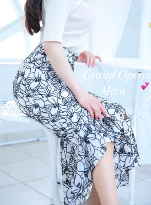 萌瑠(める)グランドオペラ福岡