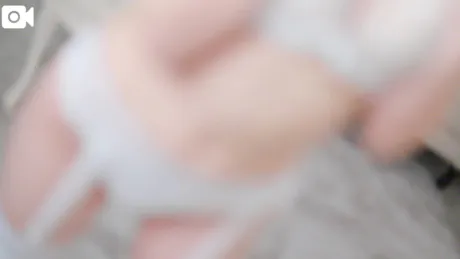 ゆりな★超美脚モデル体型！隣の人妻お口で愛して