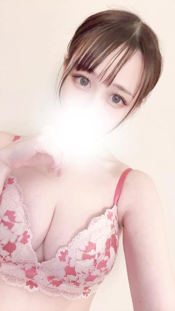 さき【低身長・神乳・細身・美少女＝神】L’ Amomr（ラムール）～青森～