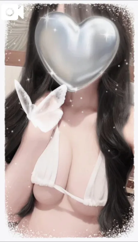 むにむに天然おっぱいで💗/なな