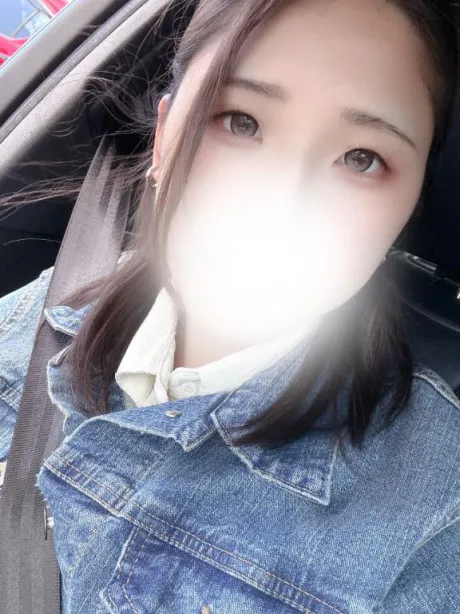 しおり素敵な女の子は好きですか?